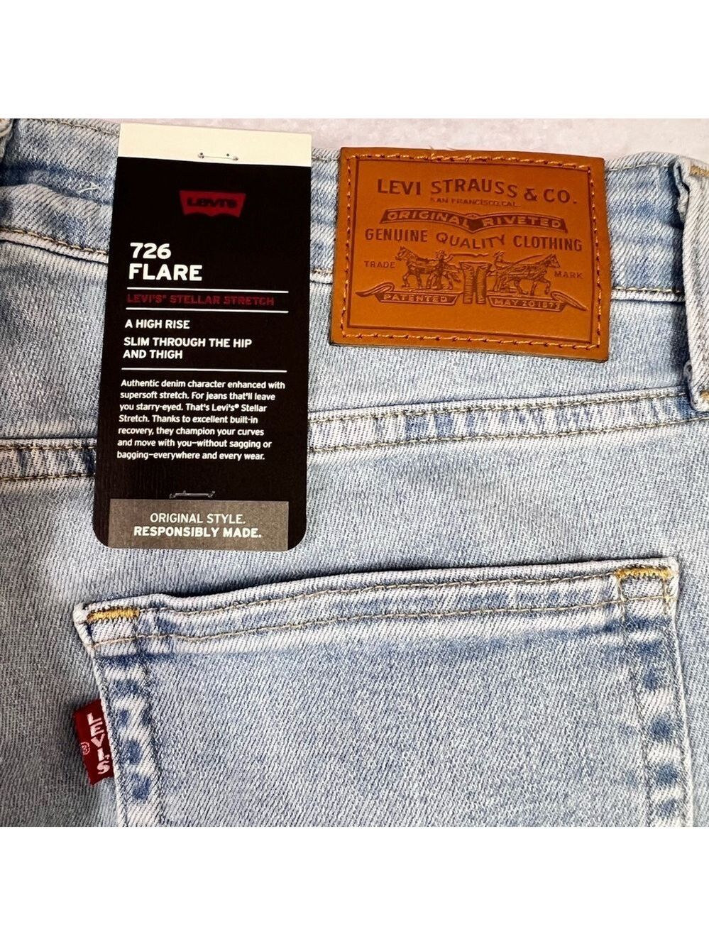 Levis 726 Flare High Rise Women's Jeans 30x30 Light Washed High Rise New - Picture 5 of 11